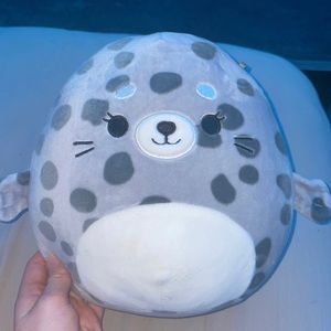 Squishmallow 8” Isis the Seal